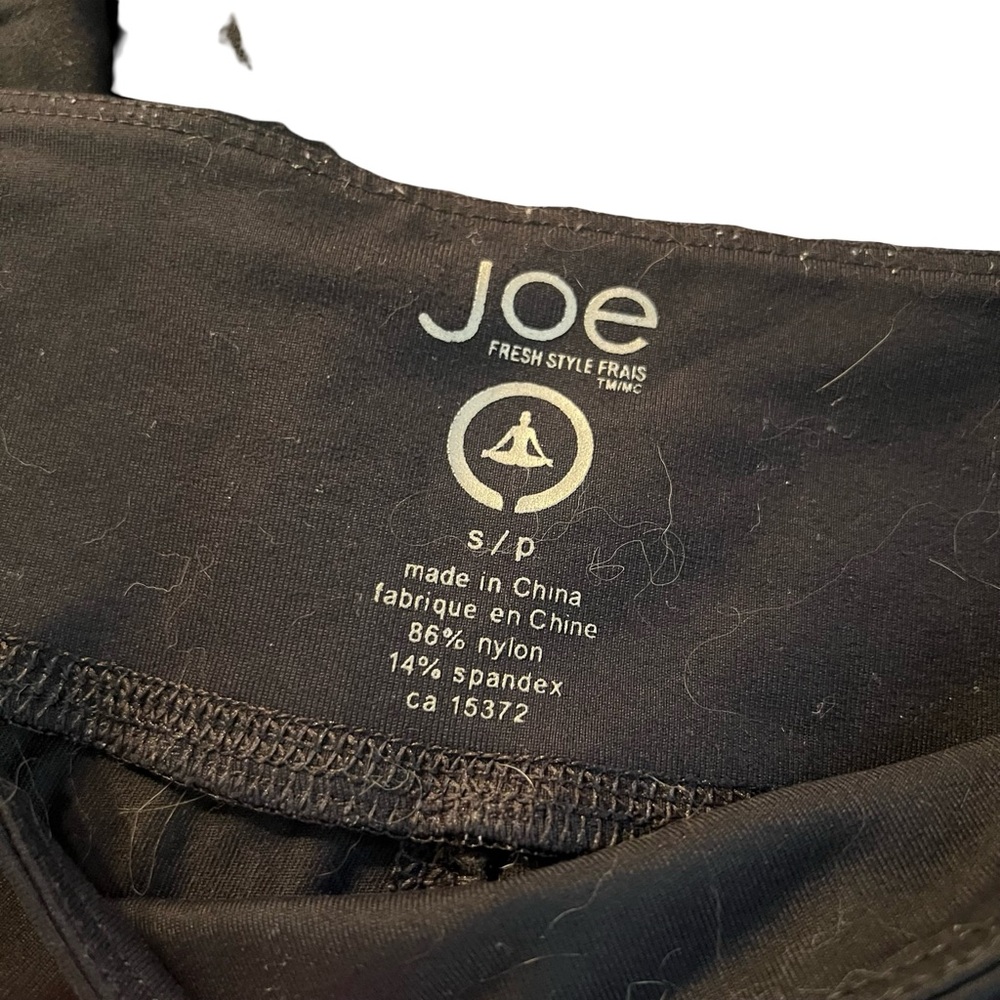 Joe fresh black biker shorts. Size small - Picture 3 of 5